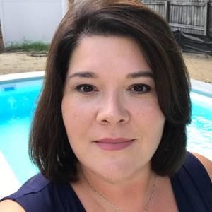 Meet your Posher, Angela